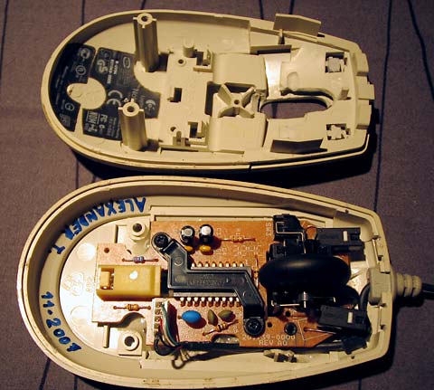 Inside of the hacked mouse